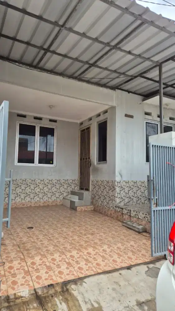 Disewa rumah harapan indah bersih terawat harga bersahabat