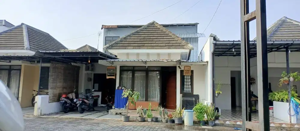 Dijual rumah milik pribadi di Padma Residence Bangunjiwo