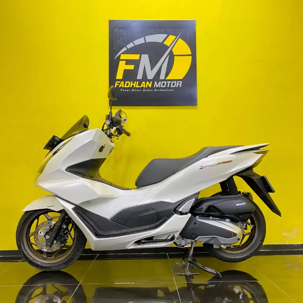 Honda PCX 160 ABS Tahun 2024 Km Low Full Orisinil Joss Istimewa