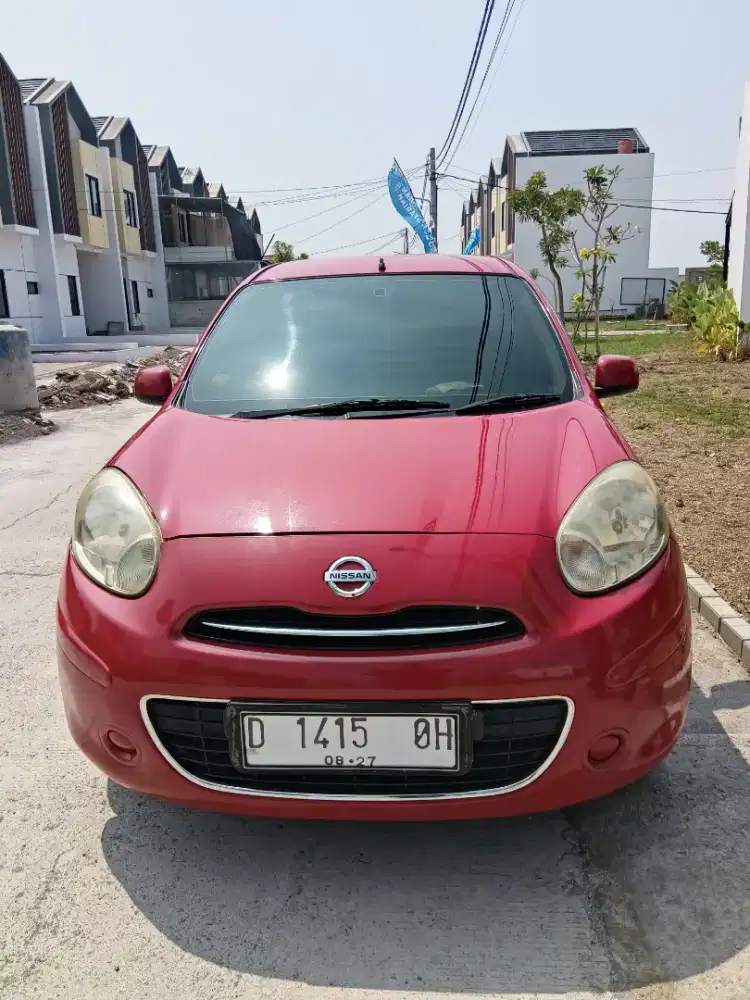 Nissan March 2011 Bensin