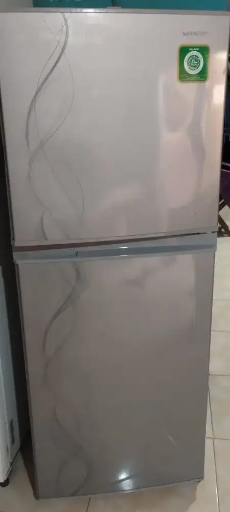 Dijual Kulkas Sharp