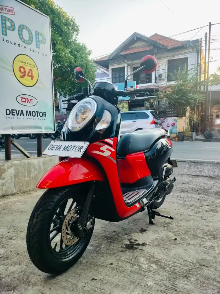 Scoopy 2023 sporty bisa kredit Deva motor