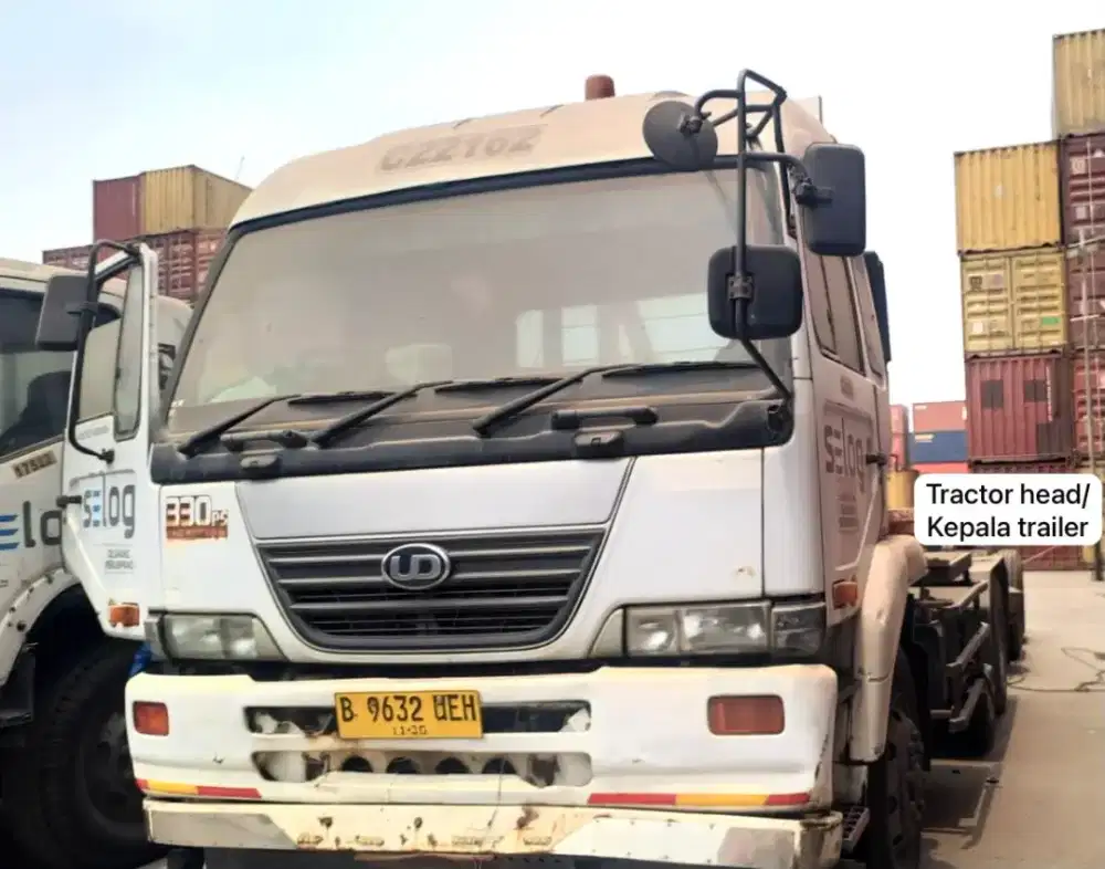 Murah Nissan Ud Truck tronton Cwm 330 h tracktor head 2010