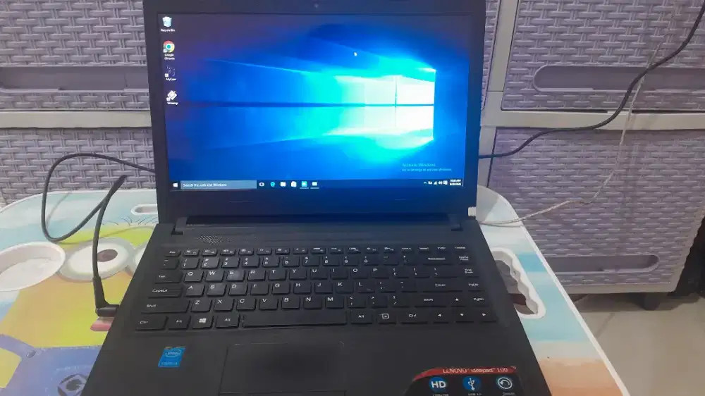 Dijual Laptop Pemakaian Pribadi:
Lenovo IdeaPad 100-14IBD