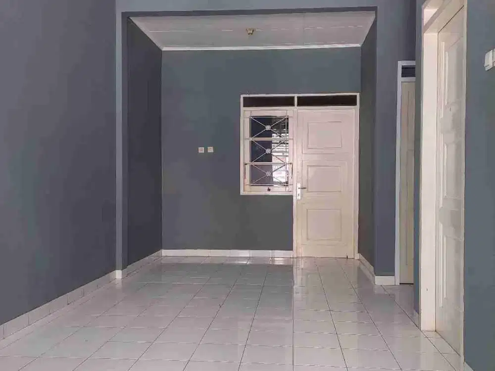 Disewakan Rumah Siap Huni Di Kota Wisata Cibubur (Baru Selesai Renovasi)
