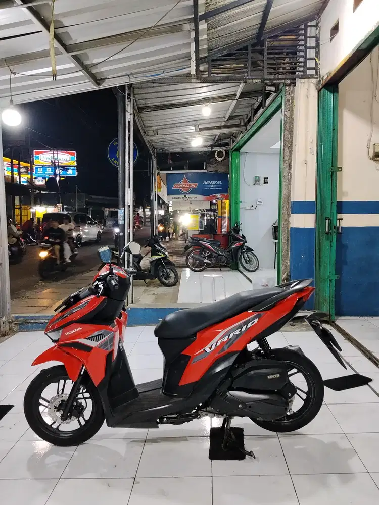 DIJUAL HONDA VARIO 125CC 2023 GRES