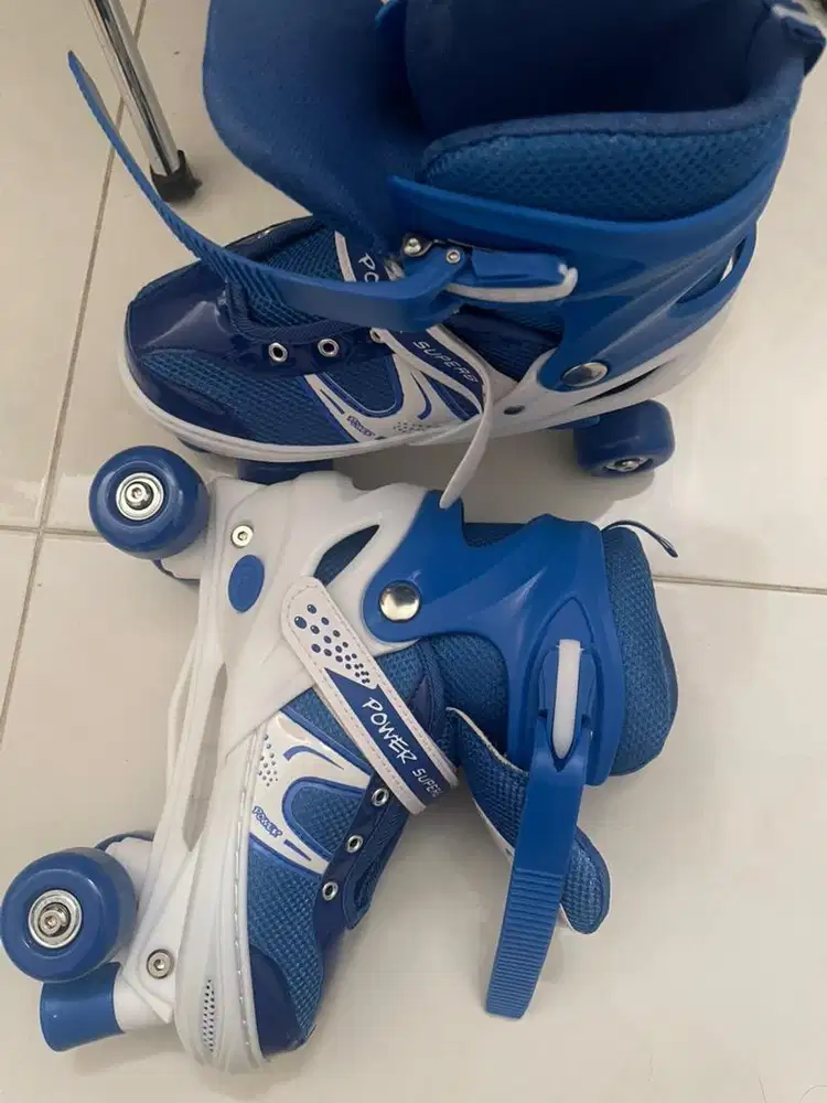 Sepatu roda pemula dan pelindung lutut - 4 roda