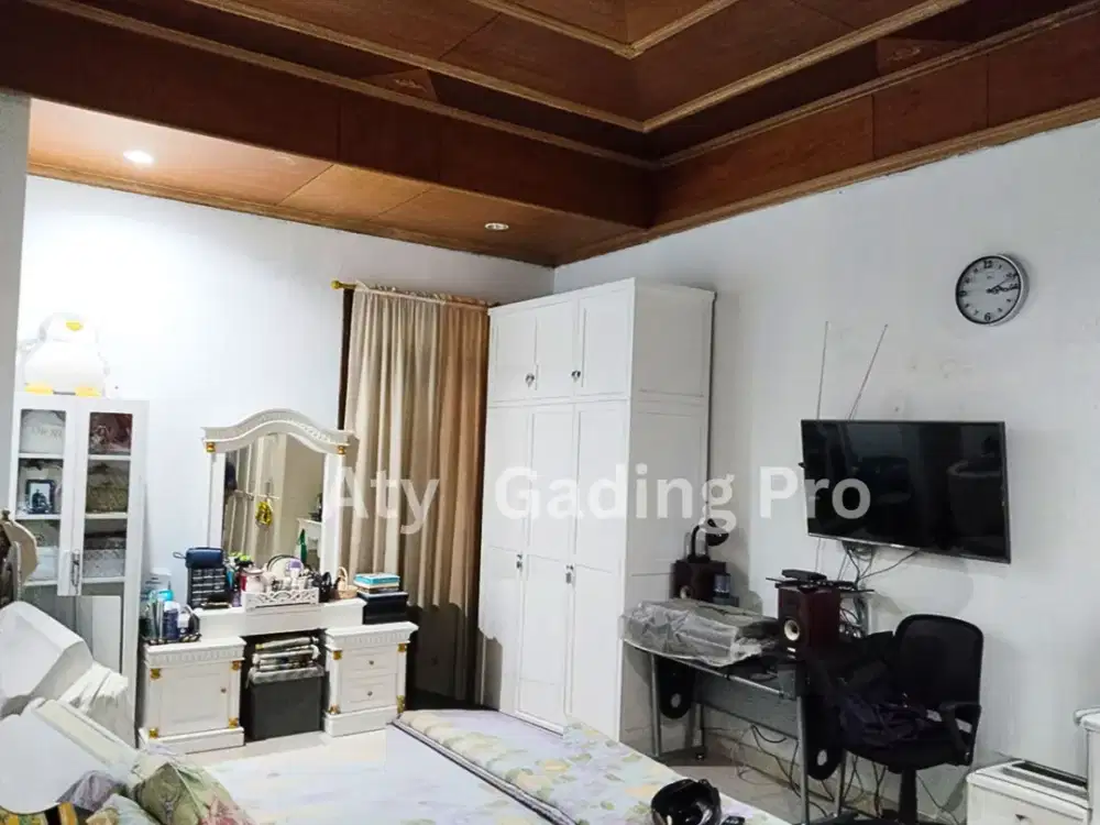 Dijual Rumah Besar 2 Lantai di Gandaria Jakarta Selatan Lokasi Strategis