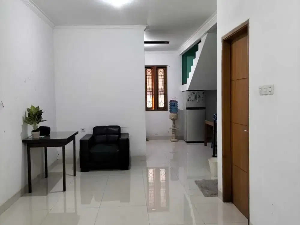 Rumah Bagus Nyaman Terawat di Komplek Adipura Gedebage