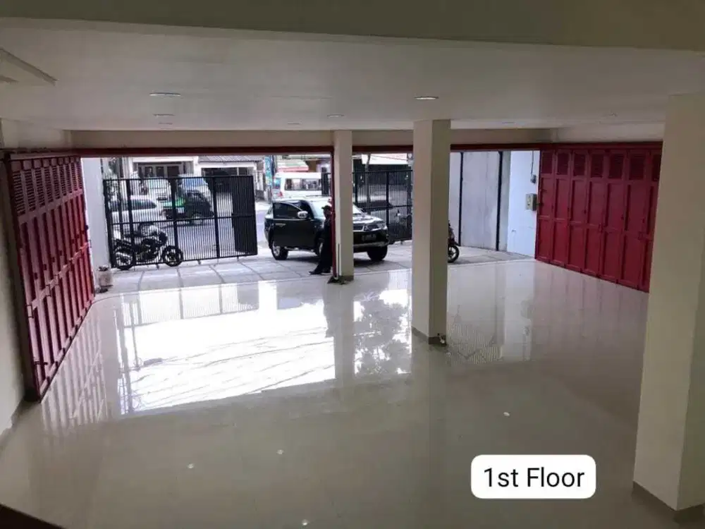 Ruko 4 Lantai Bagus Strategis di Mainroad Moh Toha
