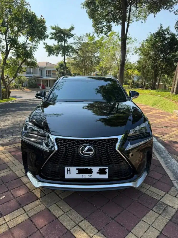 LEXUS NX200T F SPORT