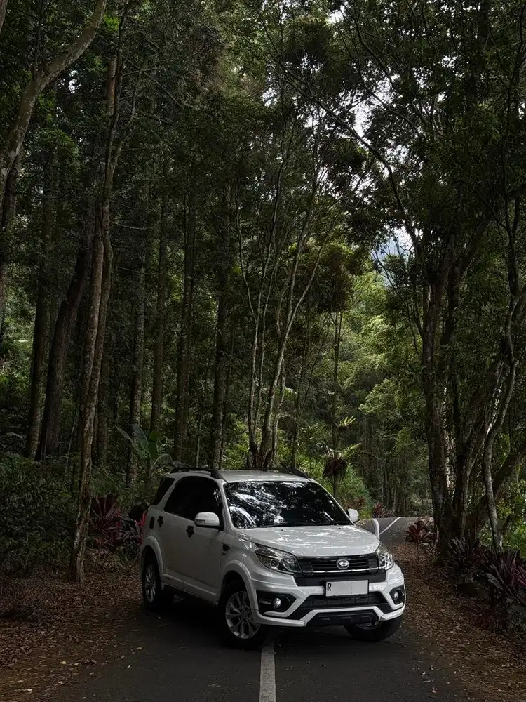 Terios R Adventure Matic 2017