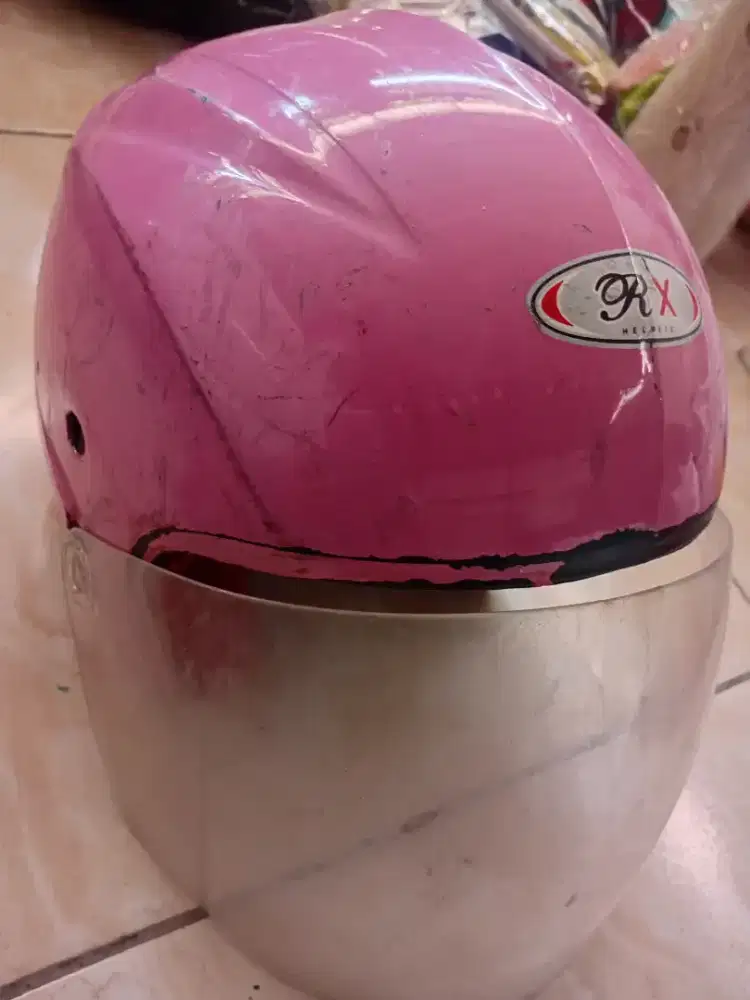 Helm anak helokitty