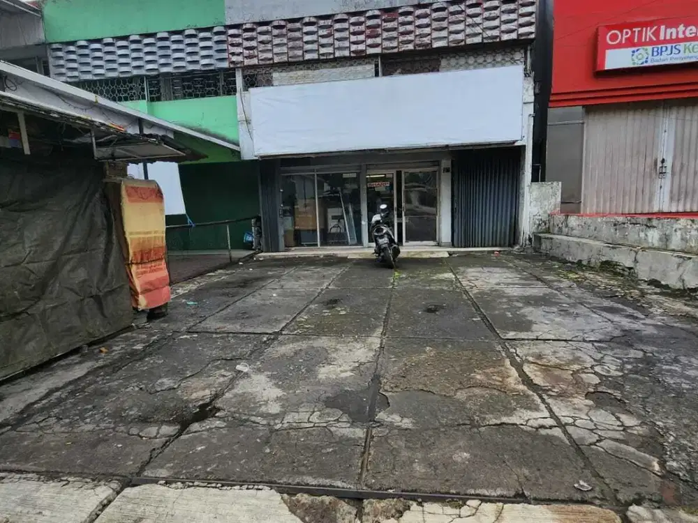 Ruko Bagus Strategis Pusat Kota di Lengkong Bandung