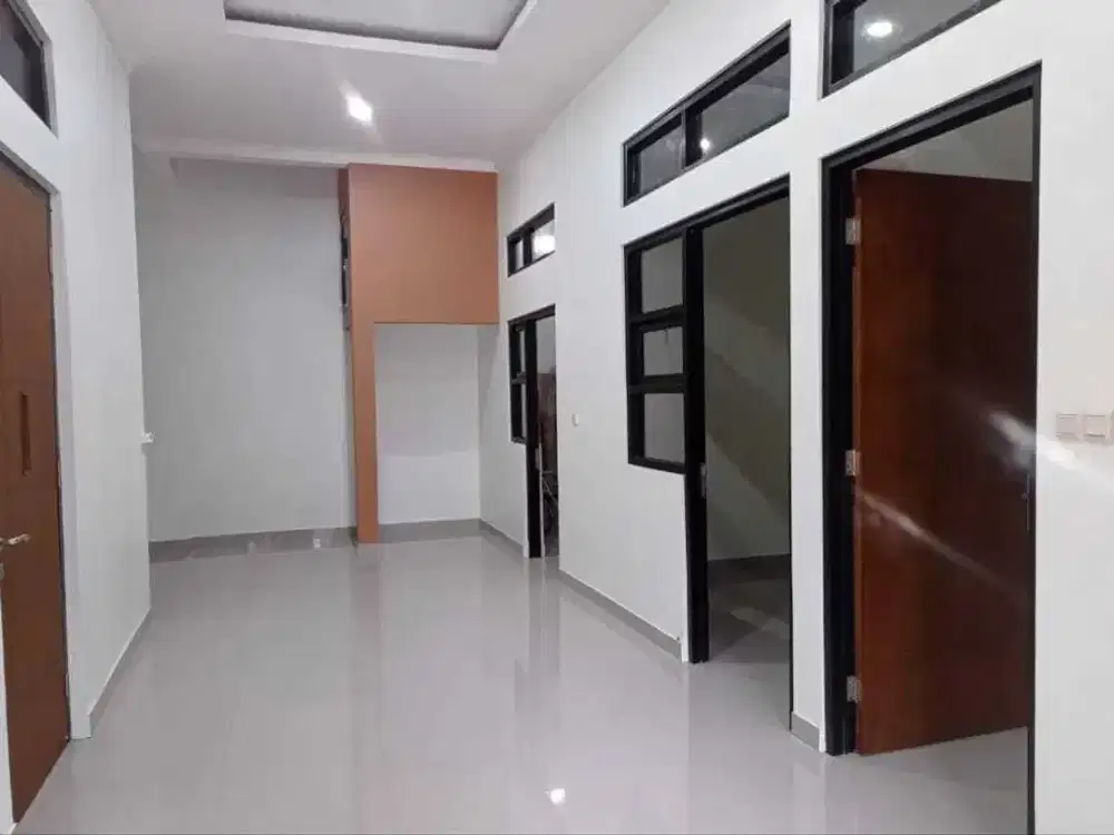 Rumah Bagus 2 Lantai Siap Huni di Margahayu Raya Bandung