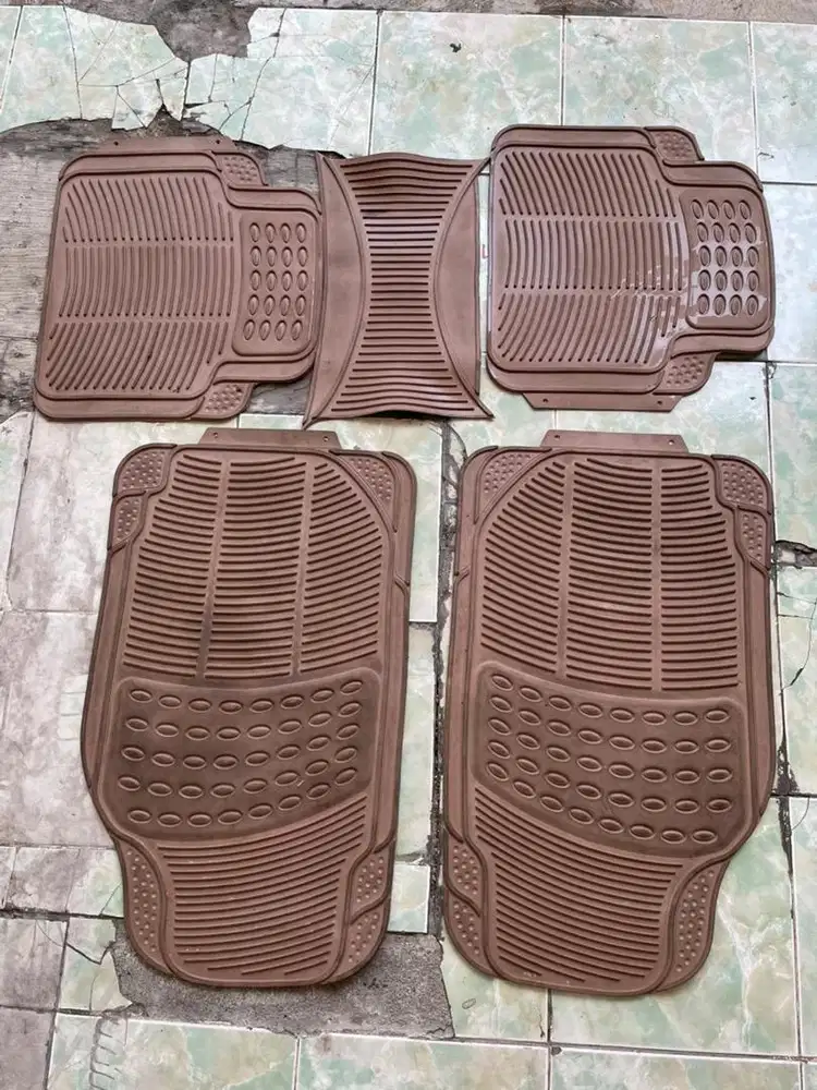 Karpet Karet Mobil Tebal Impor Universal