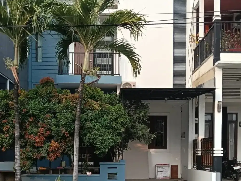 Rumah Cluster Harmoni 1,5lt luas 105meter 3KT HI Harapan Indah Bekasi