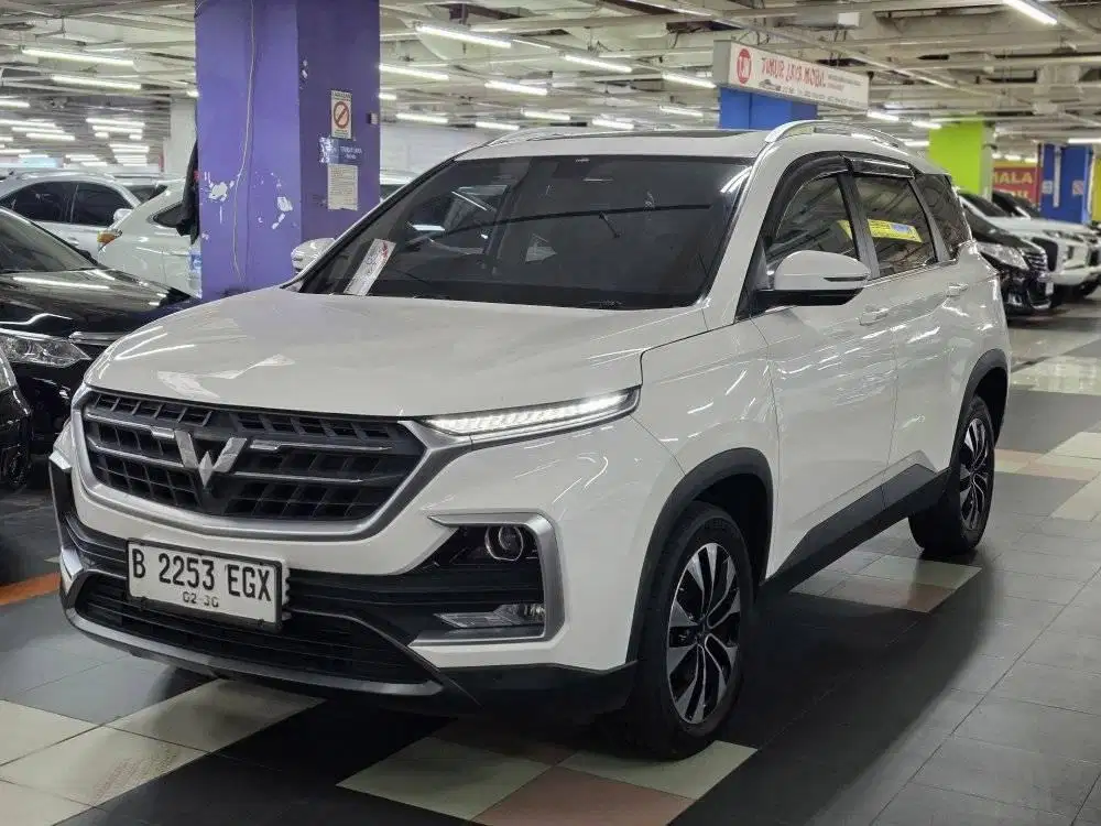 Wuling Almaz Exclusive 7Seater 2022 Putih
