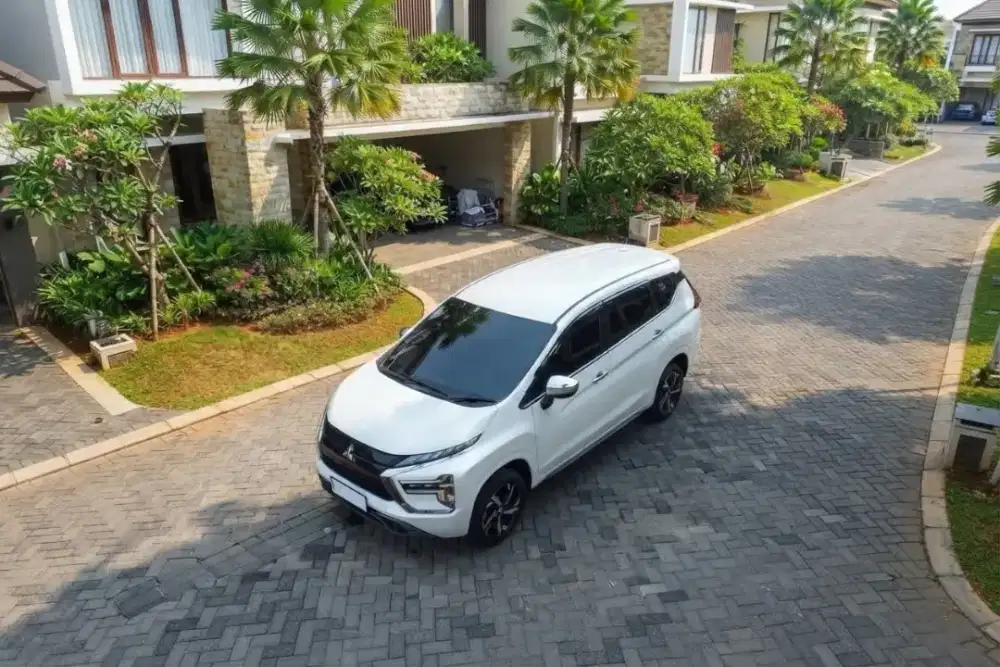 2024 Xpander Ultimate Automatic putih Odo 27 rb an Tinggal Pakai