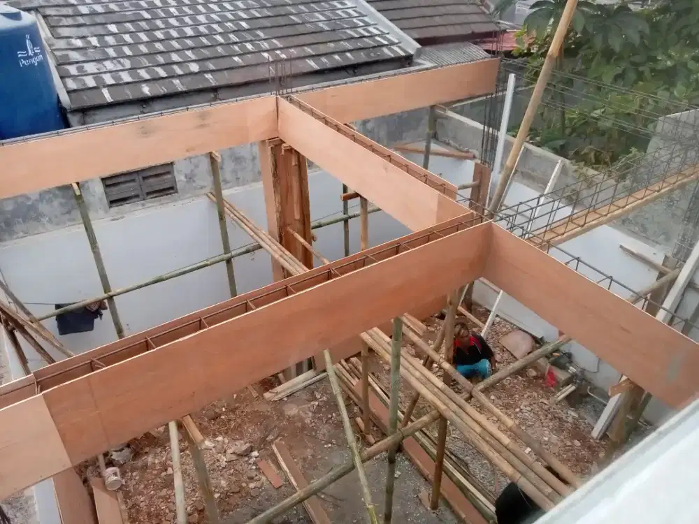 Tukang Bangunan