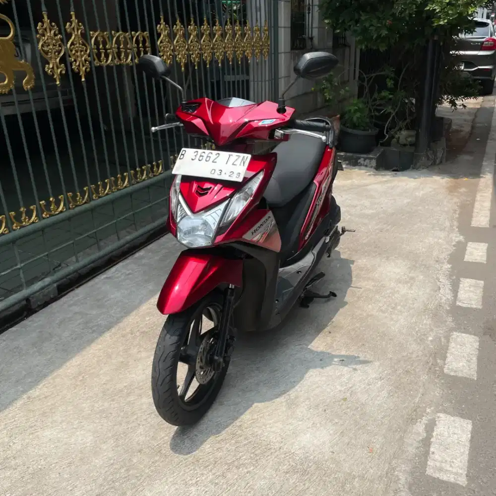 Honda Beat Fi 2014  SEGER & PAJAK ON