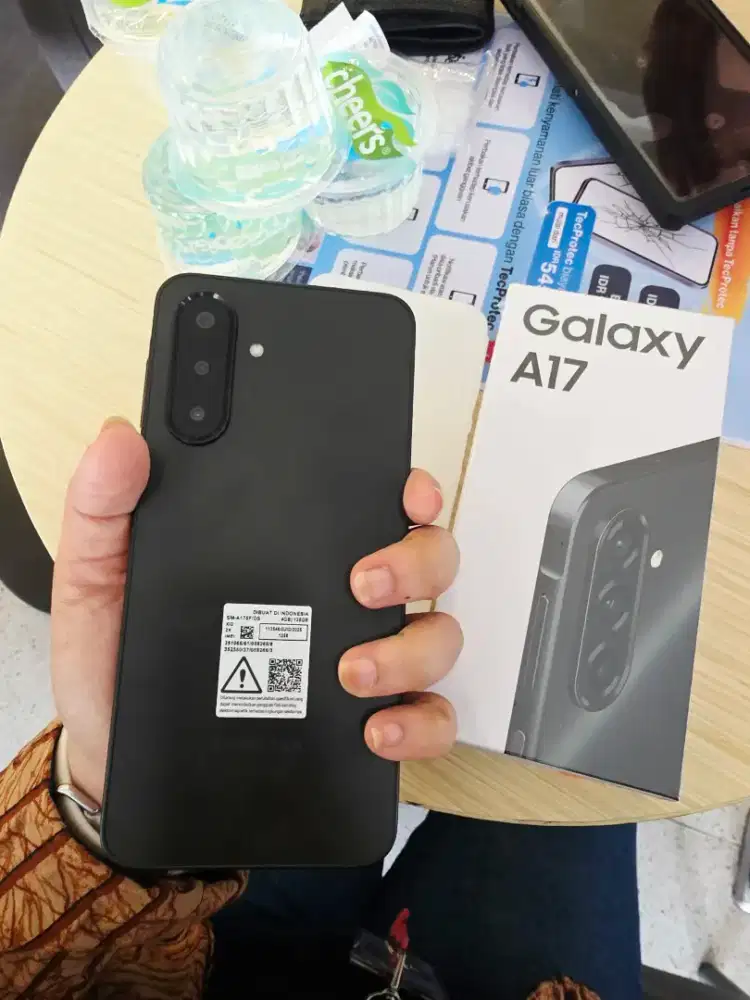 Samsung galaxy A17