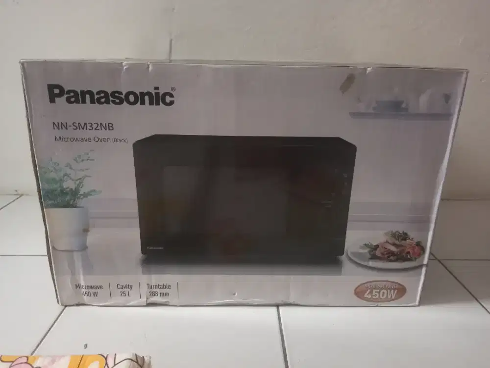 Microwave panasonic tipe NN-SM32NB