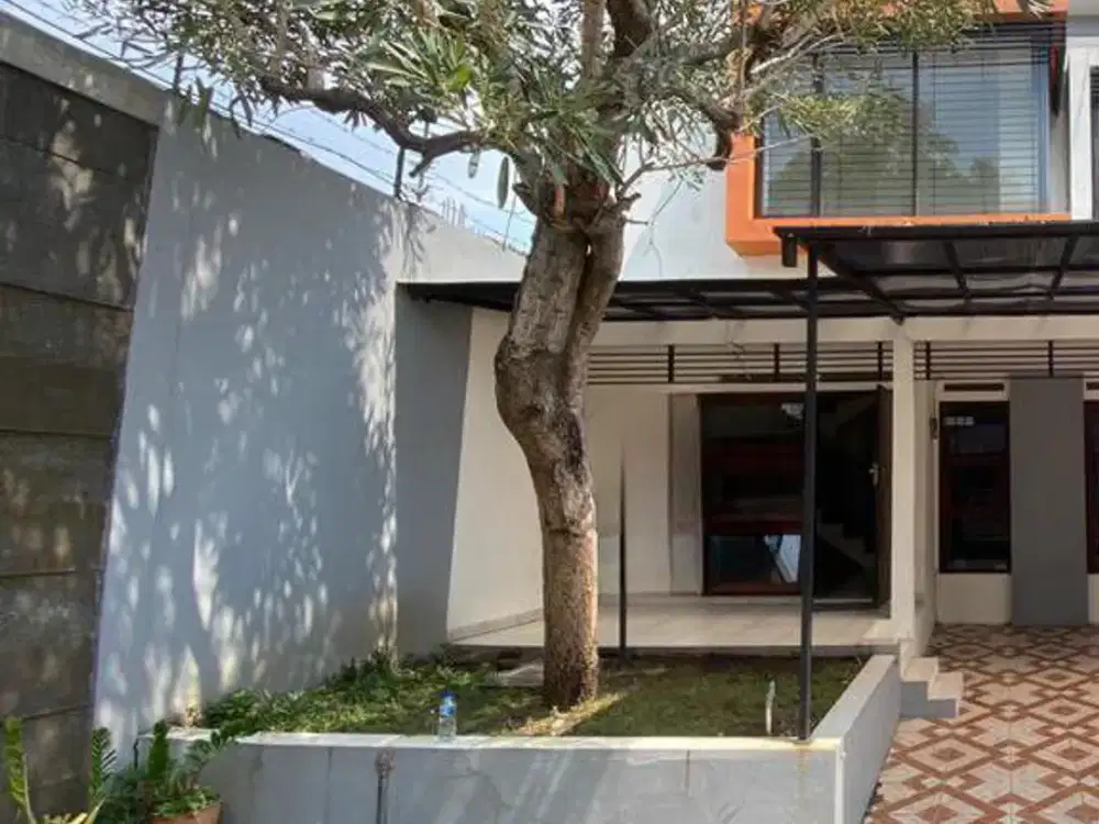 Rumah bagus siap huni di Kawaluyaan Bandung