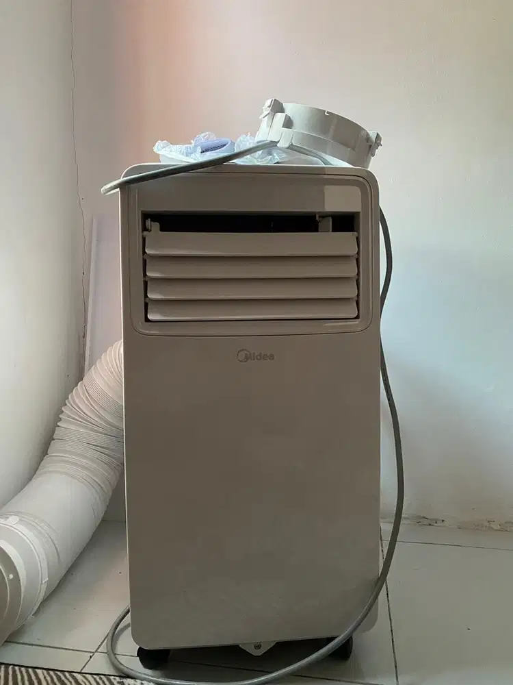 AC PORTABLE MIDEA