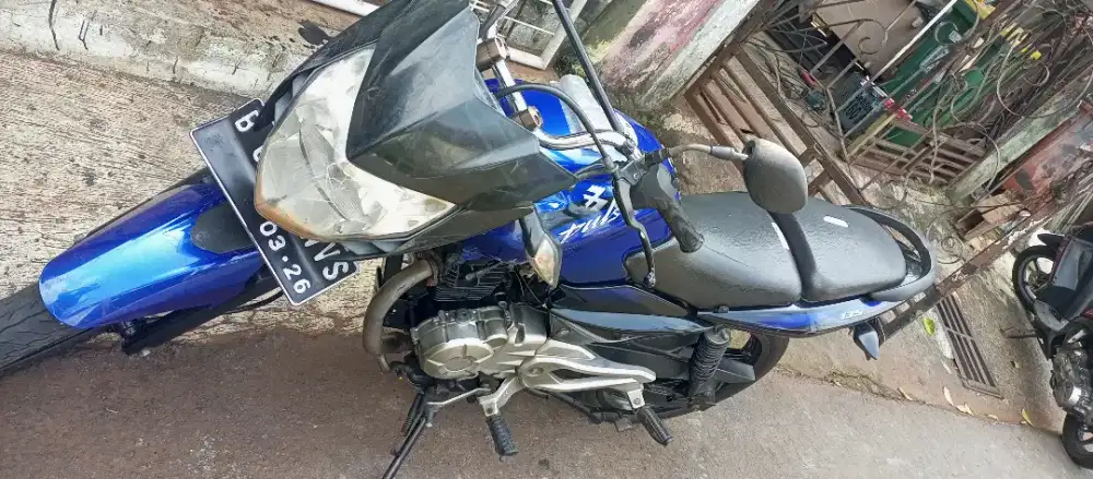Di jual motor Pulsar ls35 ss komplit mulus