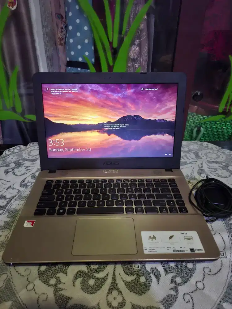 Laptop asus vivobook max x441b