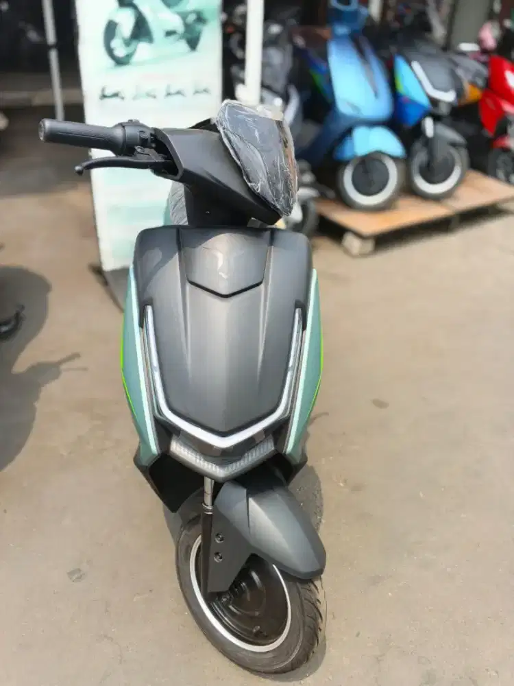 SEPEDA LISTRIK U-WINFLY T78B
