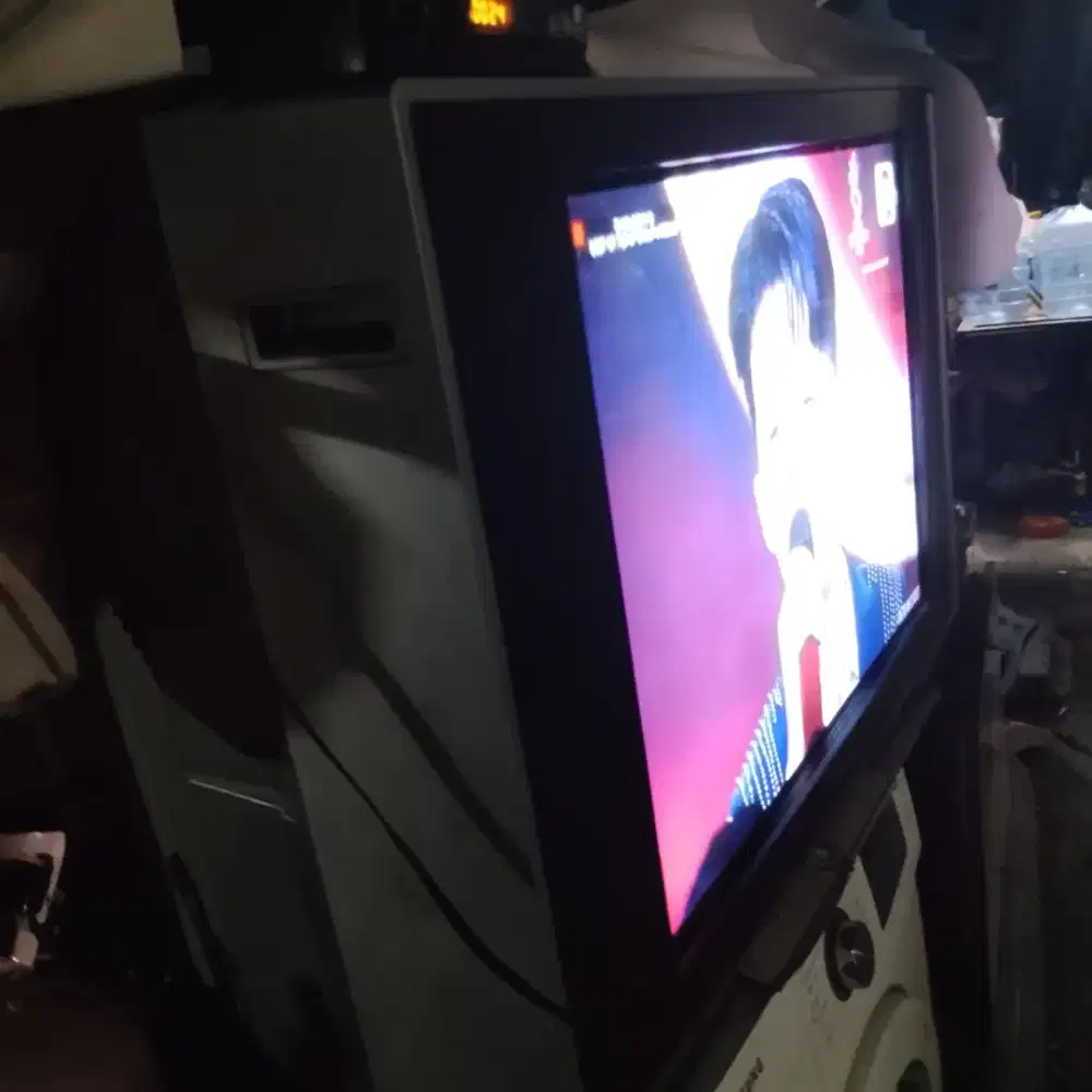 Hal TV tabung merek toshiba