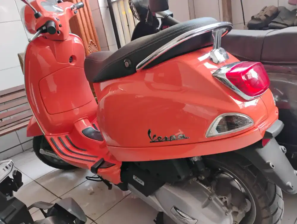 Vespa LX 2022 low KM