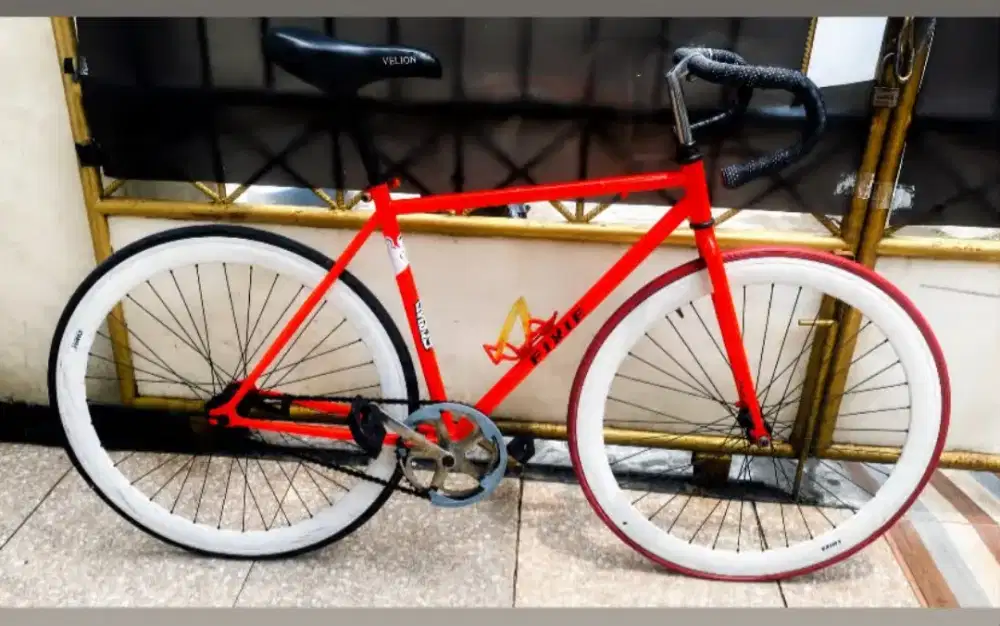 Sepeda fixie rem torpedo