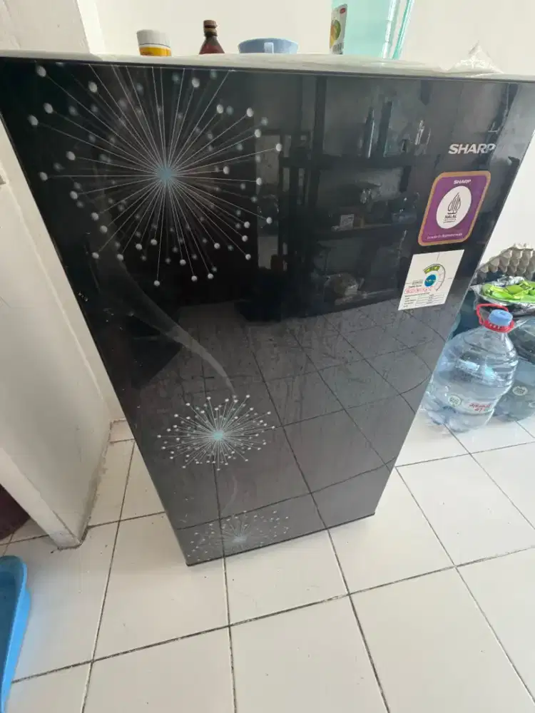 Dijual Murah Kulkas Sharp