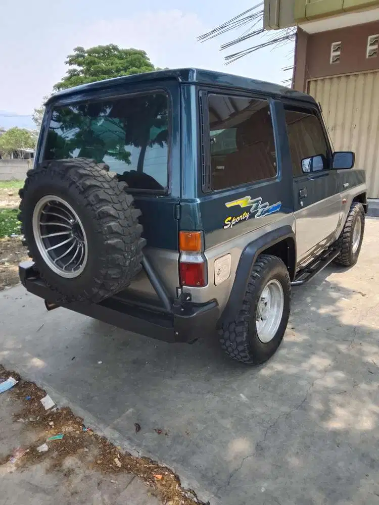 Daihatsu Feroza 1995 Bensin
