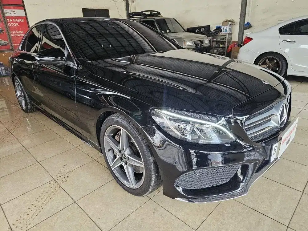 Mercedes W205 C300 Amg 2018 Hitam metalik