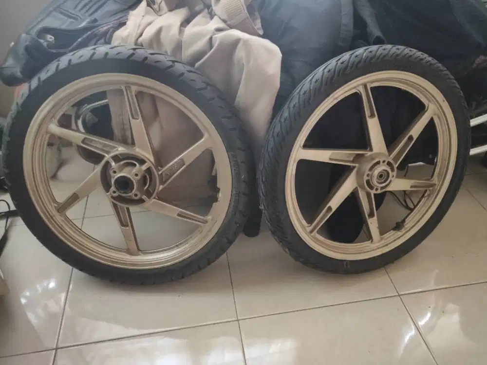 Velg Racing Ori Copotan Suzuki Shogun Depan Belakang + Ban Tubetype IR