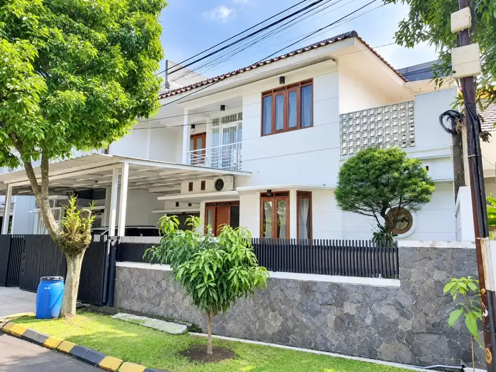Rumah Mewah murah Di Komplek Batununggal Indah Soekarno  hatta Bandung