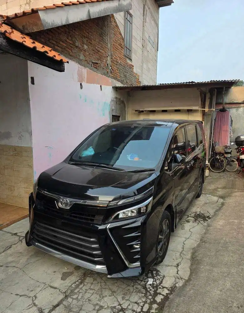 Toyota Voxy 2019 Bensin
