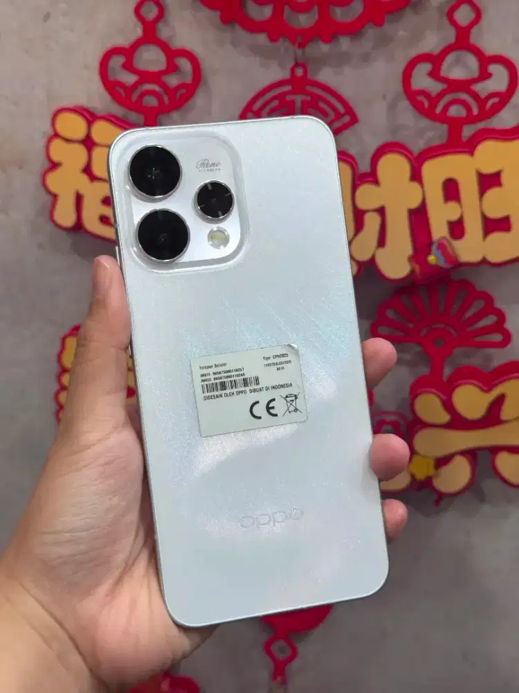 Second Oppo Reno 15 5G 8+8/256GB Ex Display