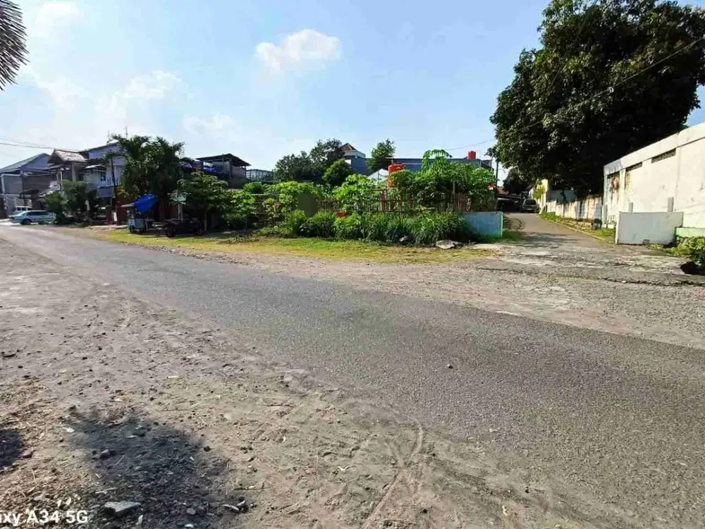 TANAH SIAP BANGUN DI TENGAH KOTA SOLO SANGAT MURAH BEBAS BANJIR