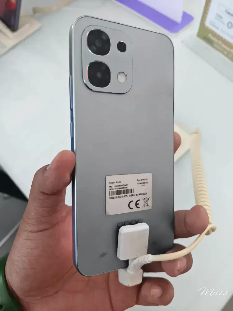 Oppo A6 Pro,, bisa cicilan promo 0% syarat KTP aja.. Pake limit shoppe