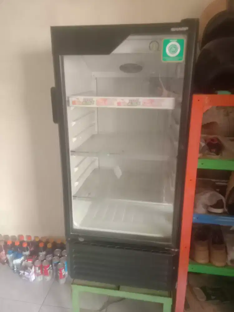 Showcase, SHARP