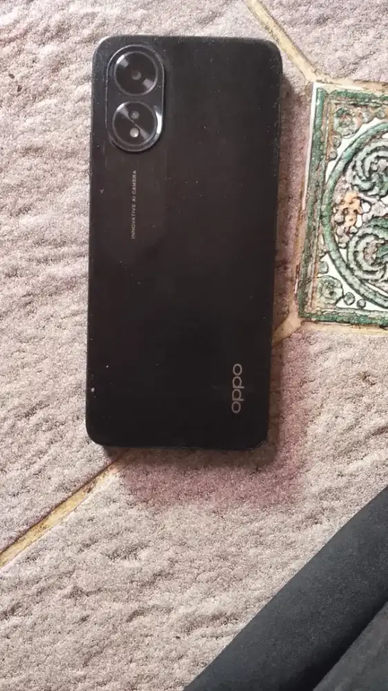 Hp Oppo A18 bekas