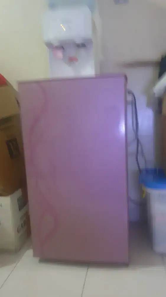 Kulkas sharp 1pintu dan elpiji12kg