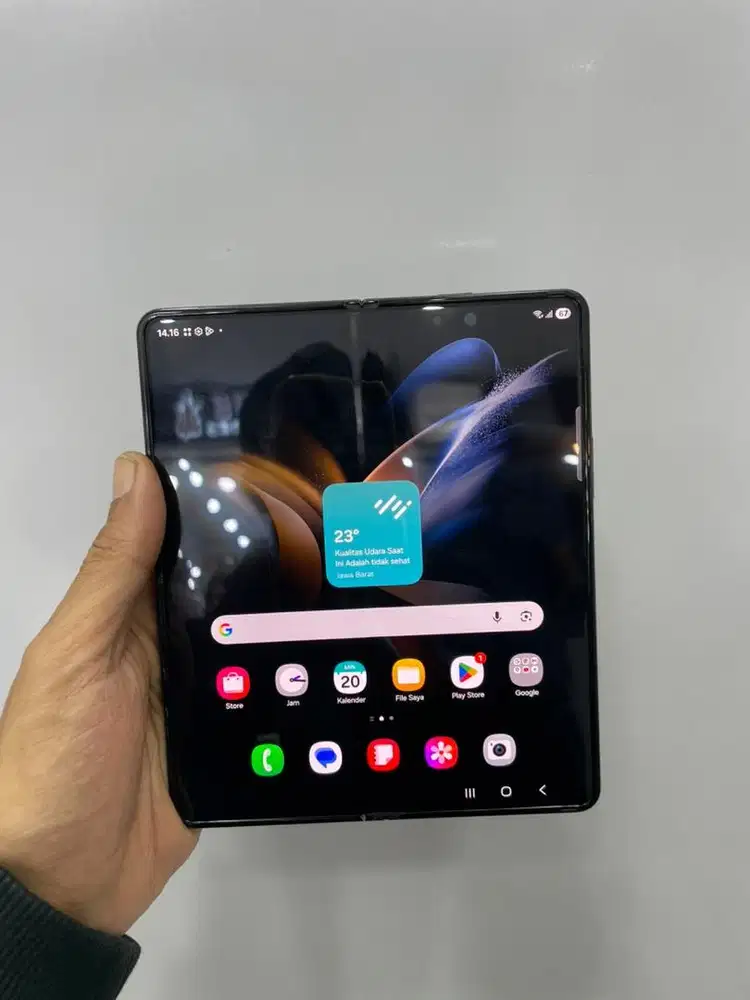 Samaung Z Fold 4 12/512 GB Like New