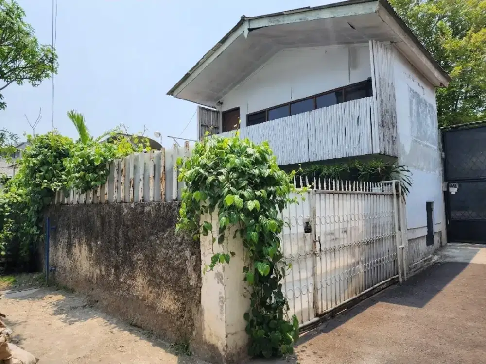 DIJUAL RUMAH HITUNG TANAH DI PASAR MINGGU JAKARTA SELATAN