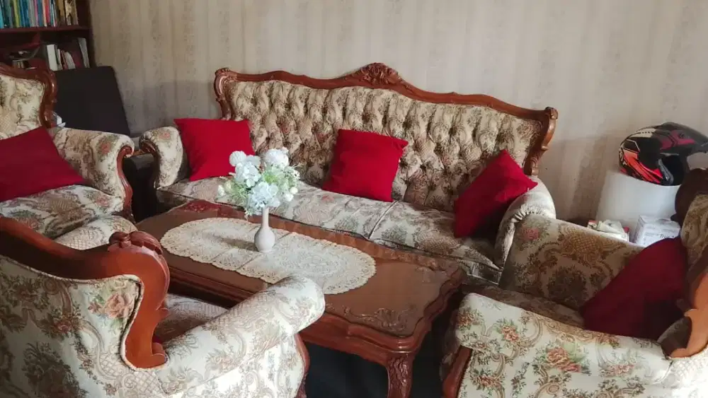 DIJUAL SOFA UKIR JATI JEPARA MEWAH EKSLUSIF SECOND